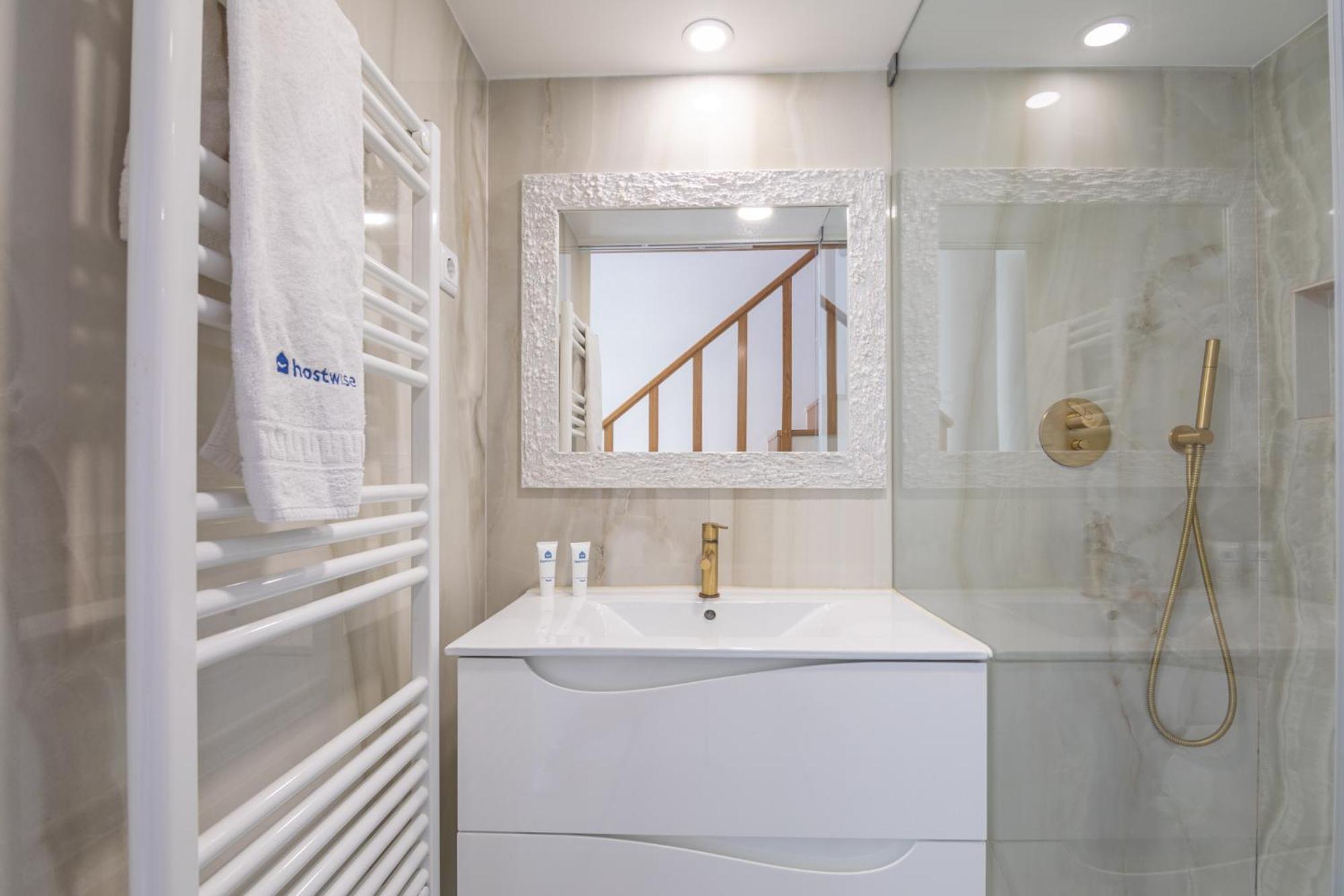 Deluxe Spacious Flats W Mezzanine By Host Wise Διαμέρισμα Πόρτο Δωμάτιο φωτογραφία