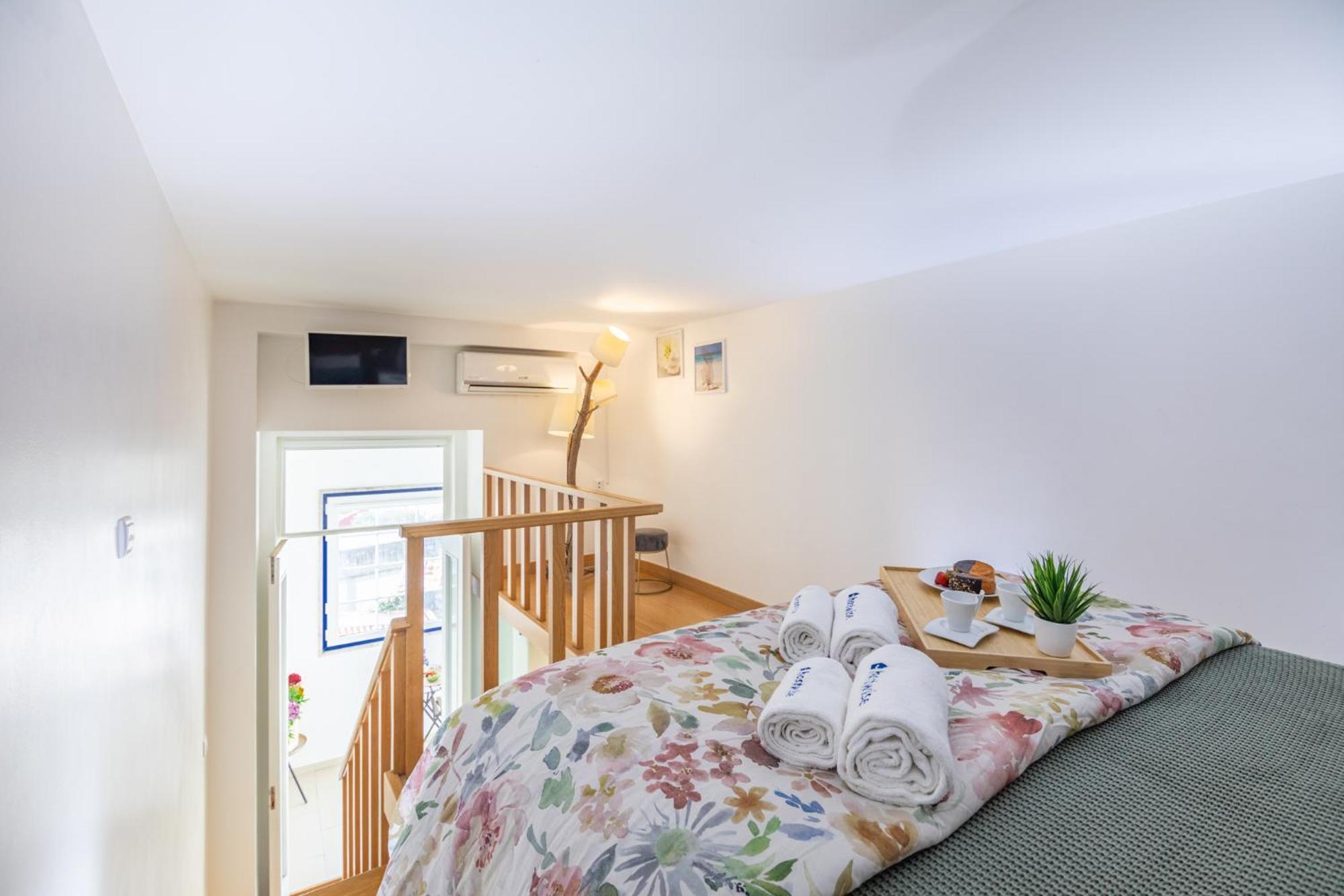 Deluxe Spacious Flats W Mezzanine By Host Wise Διαμέρισμα Πόρτο Δωμάτιο φωτογραφία