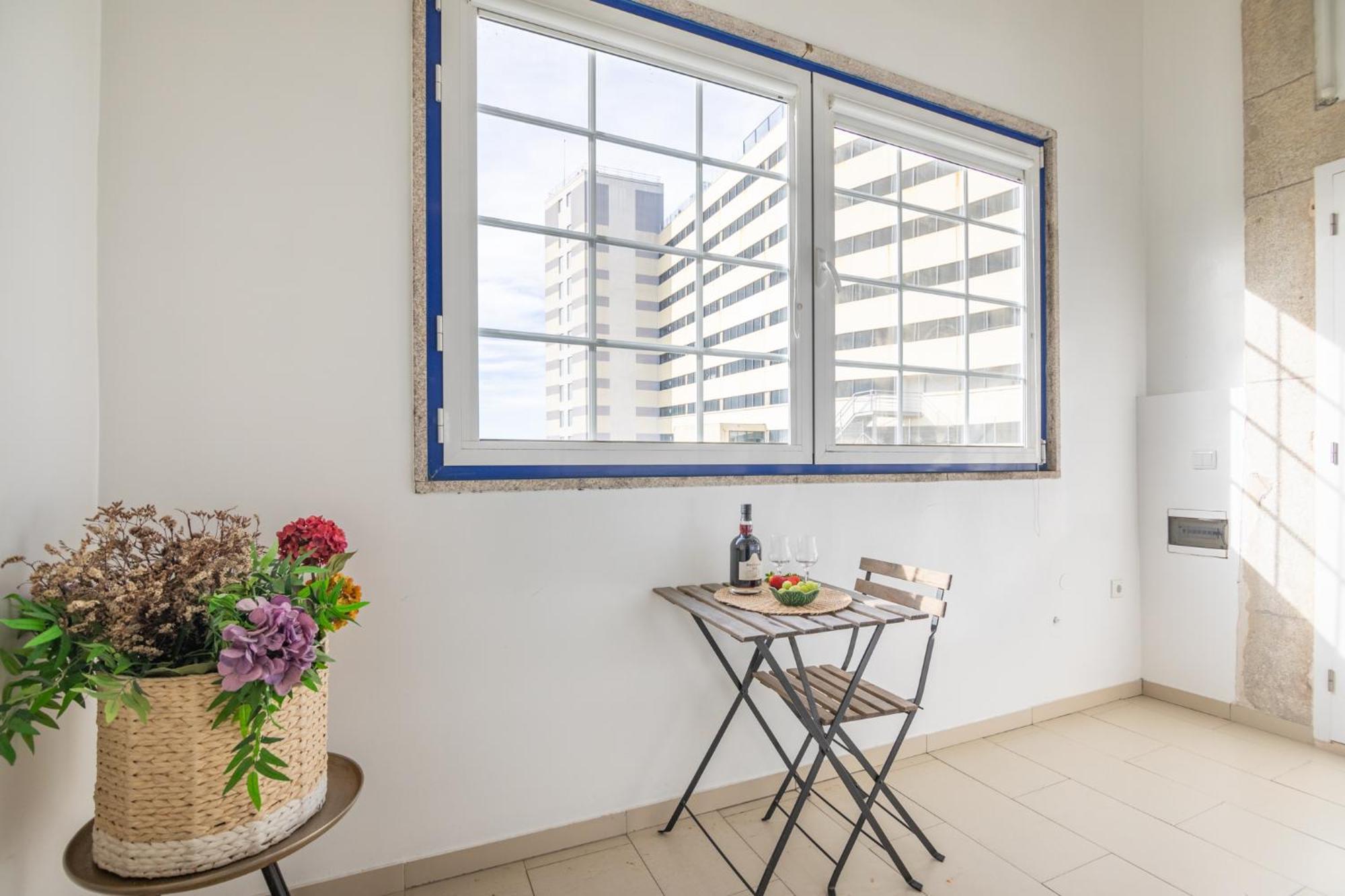 Deluxe Spacious Flats W Mezzanine By Host Wise Διαμέρισμα Πόρτο Δωμάτιο φωτογραφία